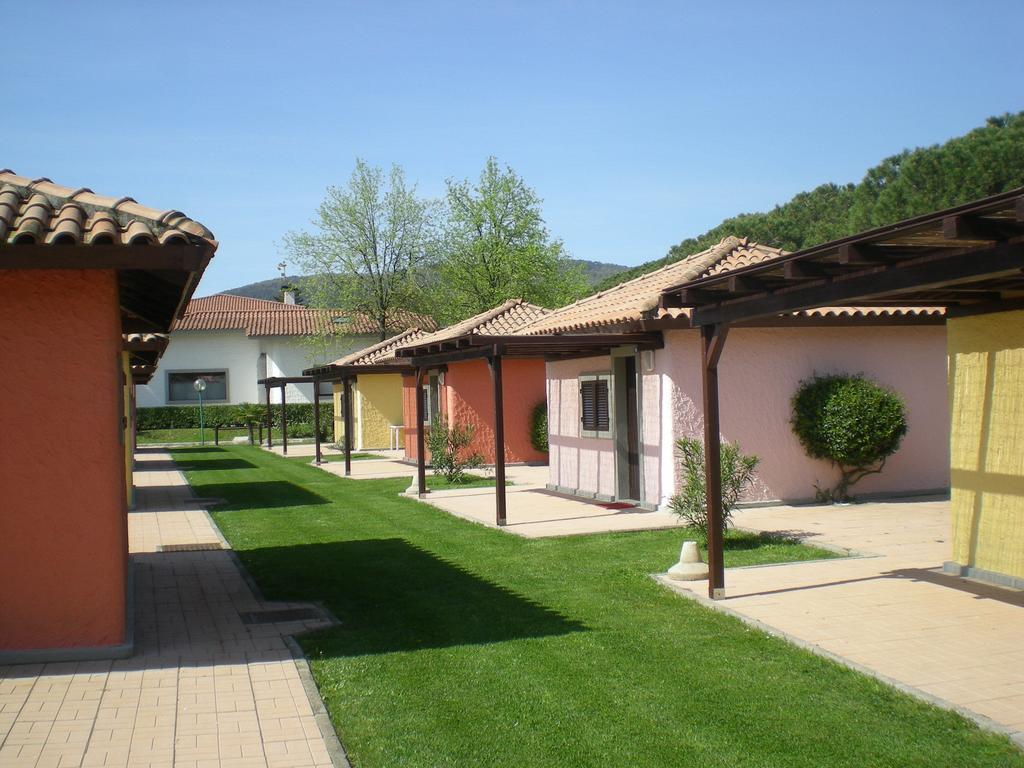 Iron Gate Marina3B Hotel Сарцана Стая снимка
